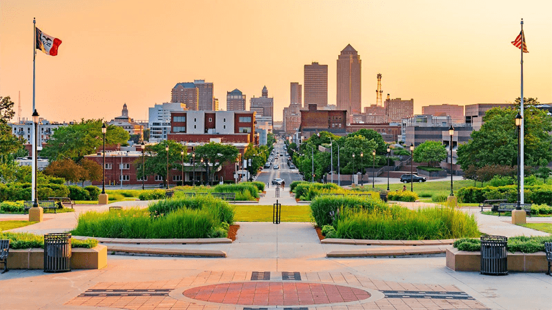 Hawkeye State, Hawkeye Savings: How to Get a Free Government Cell Phone in Iowa (2026)